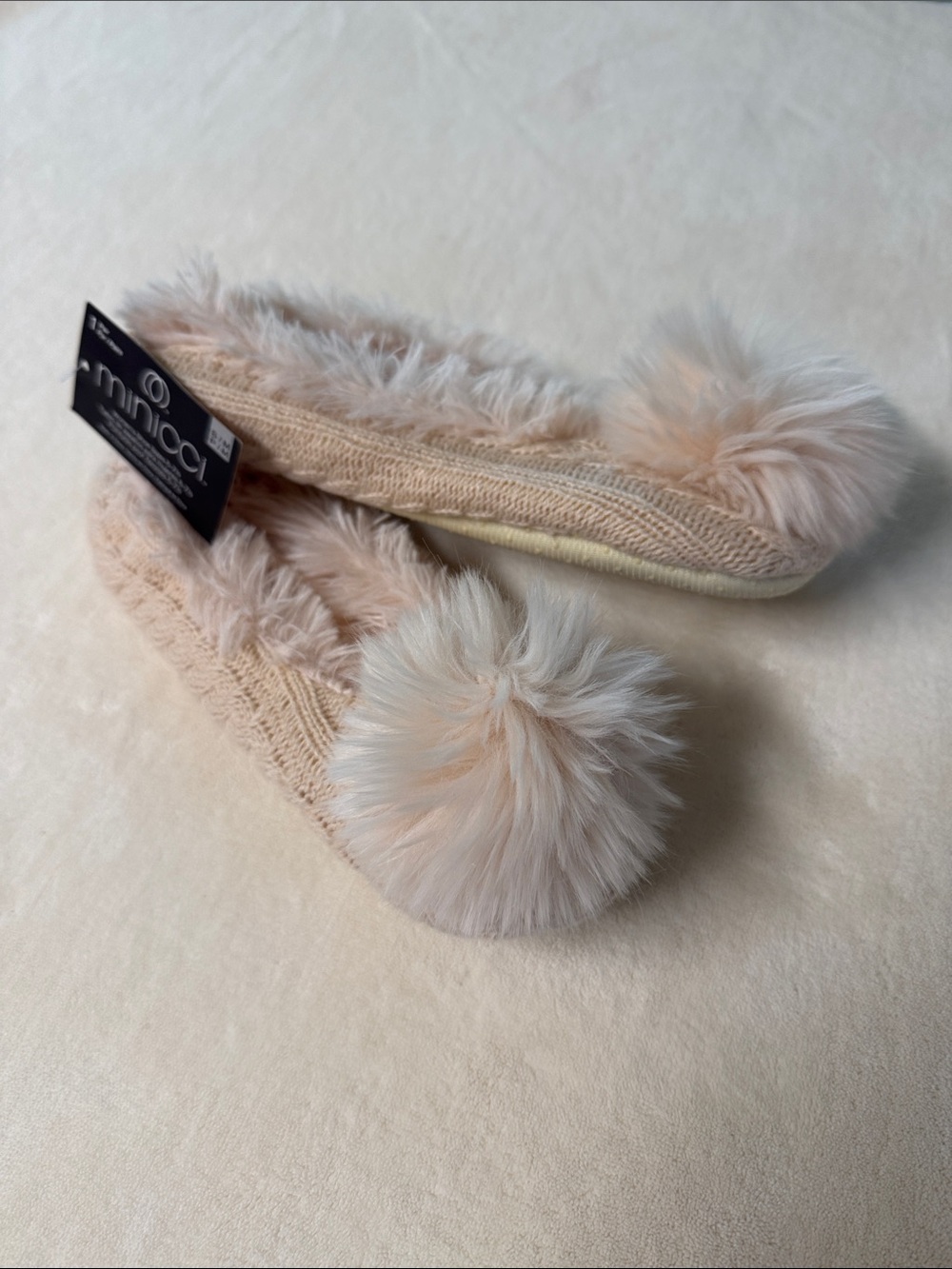 Minicci Creamy Blush Pink Cable-Knit Slippers with Furry Trim